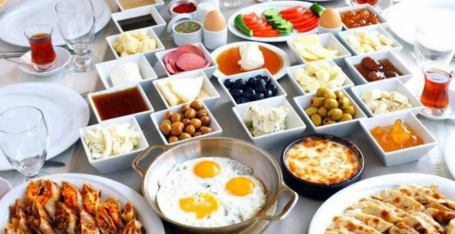 فطور عيد الفطر.. أطباق تقليدية ونصائح لوجبة صحية بعد الصيام