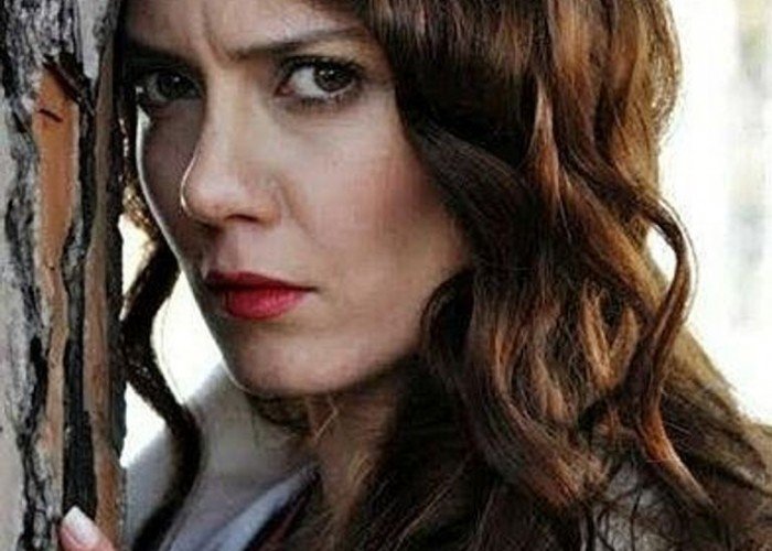 انتحار ميرفي كيالب الممثلة التركية- التفاصيل