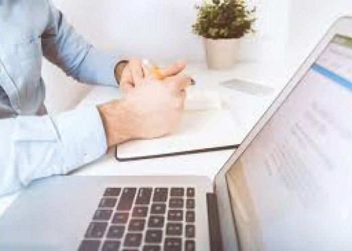 كيف تتجاوز صدمة العودة إلى العمل بعد عطلة العيد؟ نصائح عملية