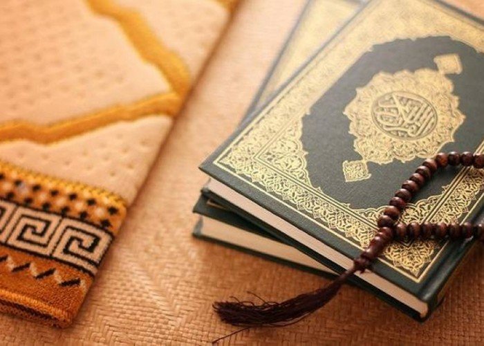 دعاء ختم القرآن الكريم.. ماذا كان النبي يفعل بعد ختمه؟