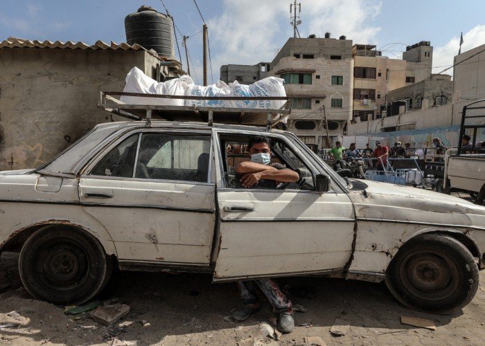 التوثيق الاغاثي يواصل انتهاك خصوصية المحتاجين في غزة