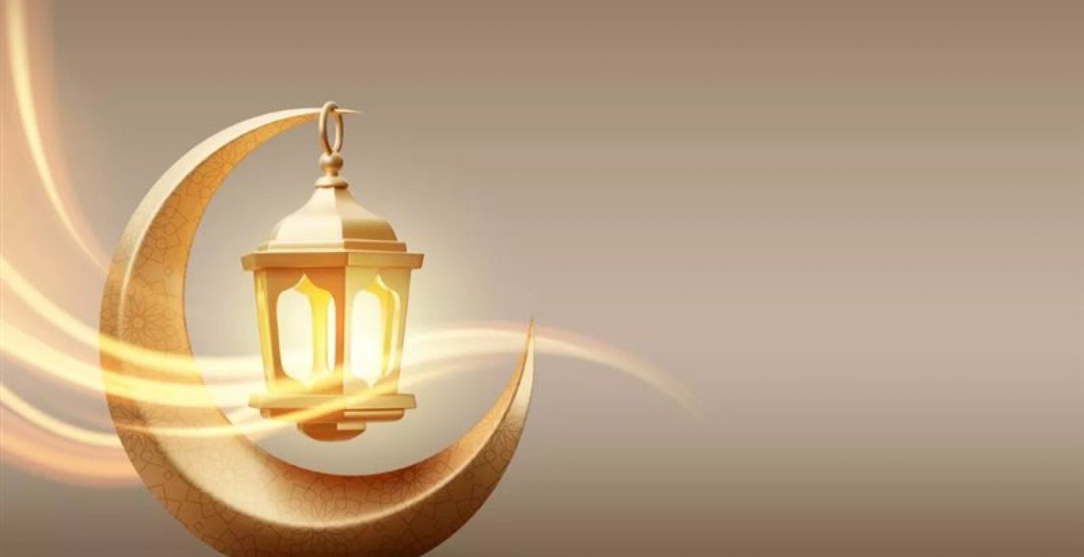 أجمل رسائل تهنئة رمضان للوالدين 2025.. دعاء وحب