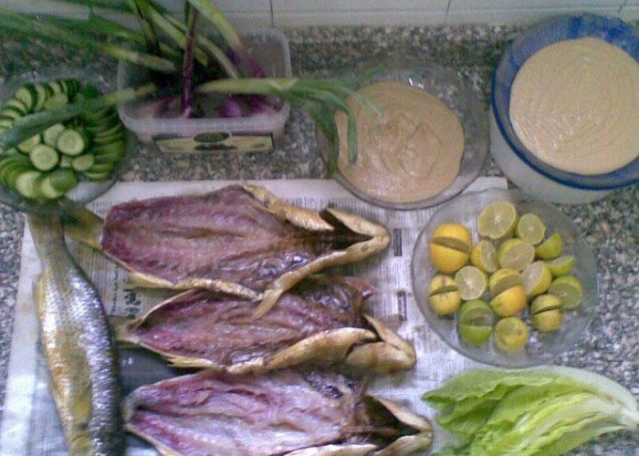 كيف تأكل الفسيخ في العيد دون أضرار؟ دليل شامل