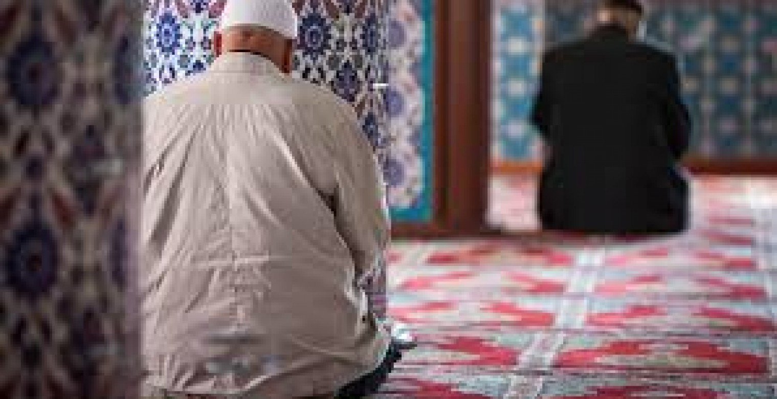 ما الفرق بين صلاة التراويح والتهجد وقيام الليل؟ الأزهر يوضح