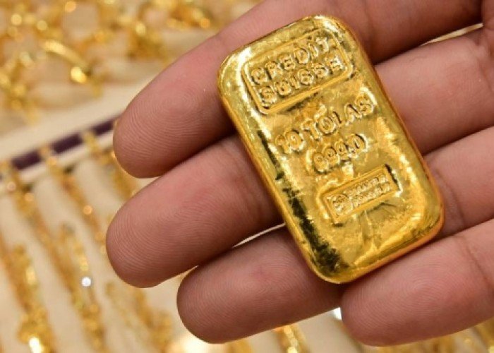 صراع بين بيانات رسمية غائبة وأسواق متحركة للدولار والذهب في تركيا