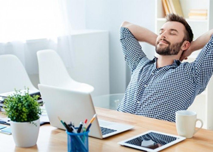 الاستراحات القصيرة خلال العمل.. سر التركيز العالي والصحة الجيدة وزيادة الإنتاجية