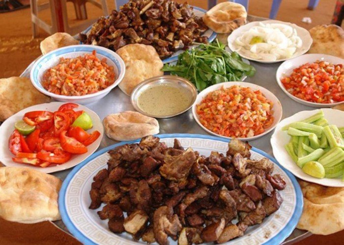 أكلات عيد الأضحى: تقاليد ونكهات من كل بيت عربي